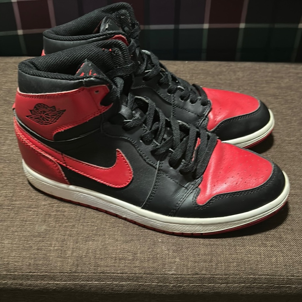 Air Jordan 1 Bred size 8.5